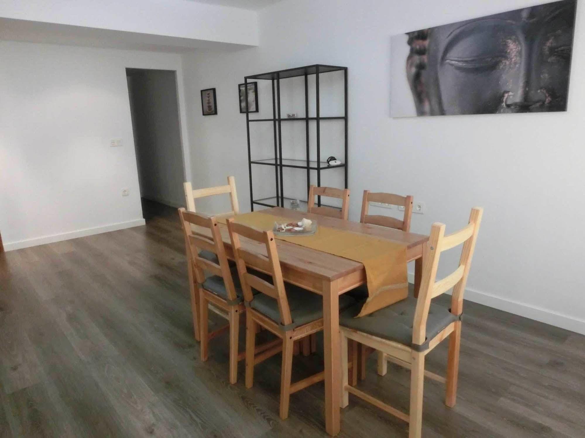 Total Valencia Center Apartment Bagian luar foto
