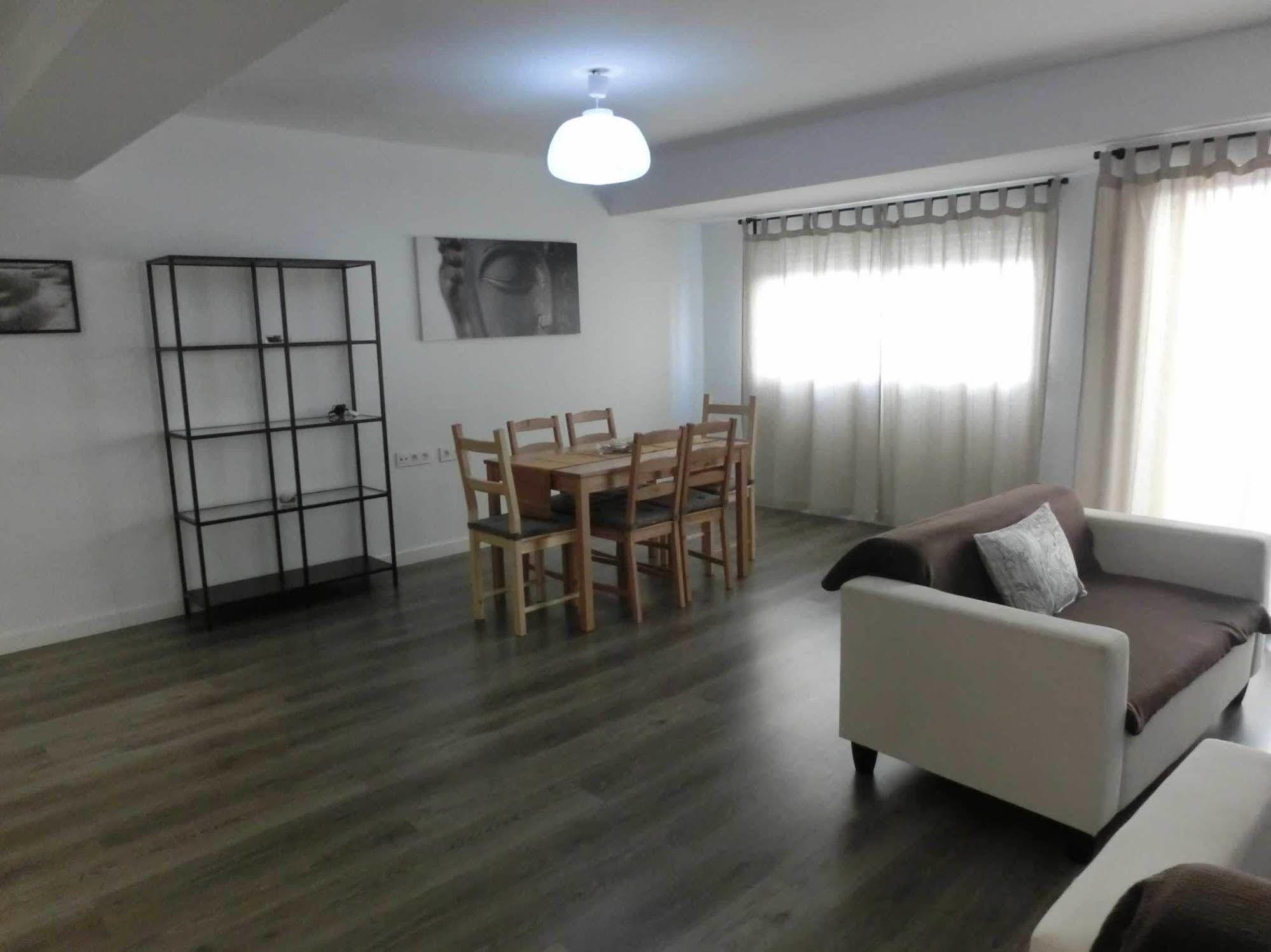 Total Valencia Center Apartment Bagian luar foto
